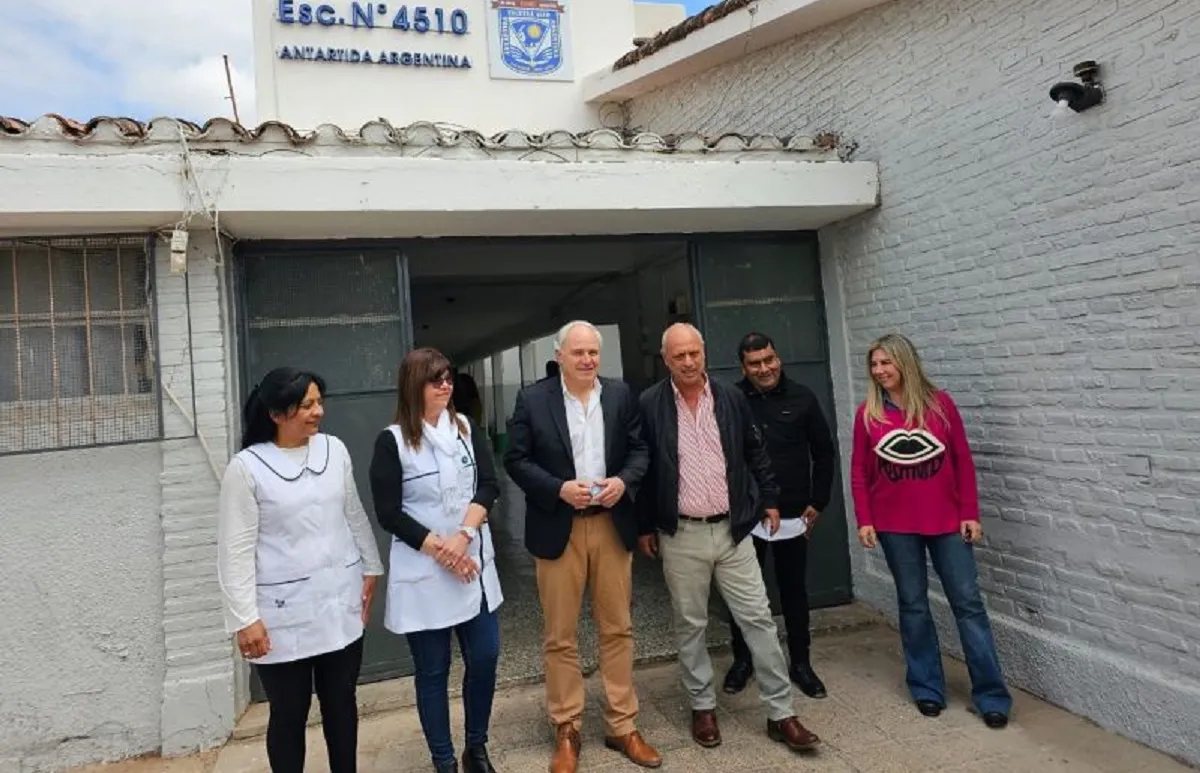 8834-anta-fortalecen-acciones-de-alfabetizacion-y-el-dictado-de-ingles-en-escuelas-primarias