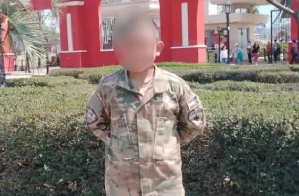 multimedia.miniatura.8a6e714b7a682384.TGVvbmVsX21pbmlhdHVyYS5wbmc=