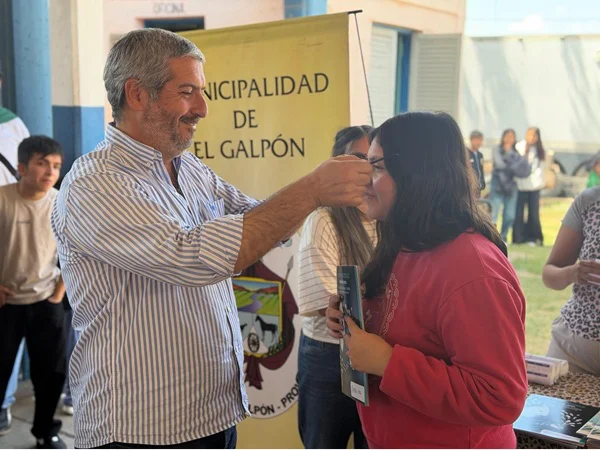 anteojos-en-el-galpon