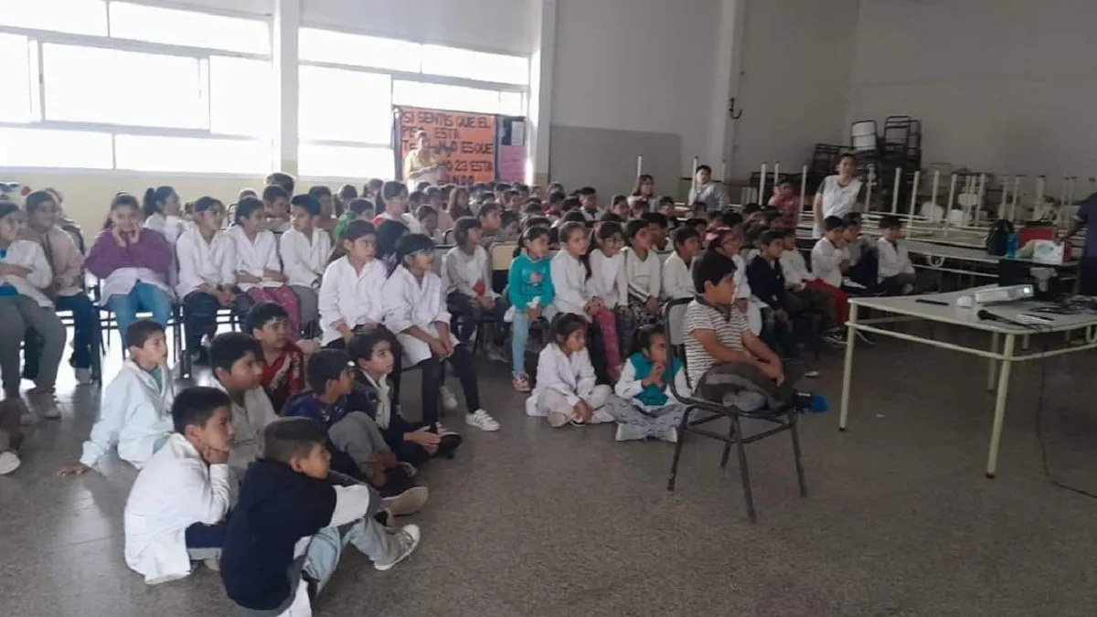 Charla educativa en las escuelas - JVG