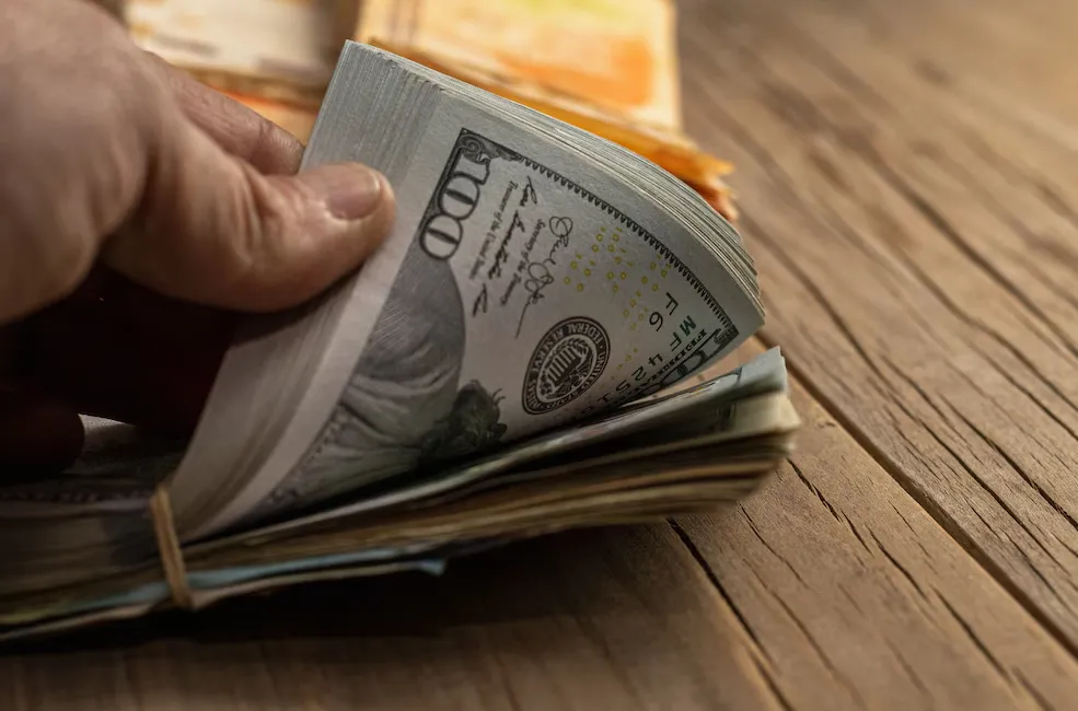 Dólar