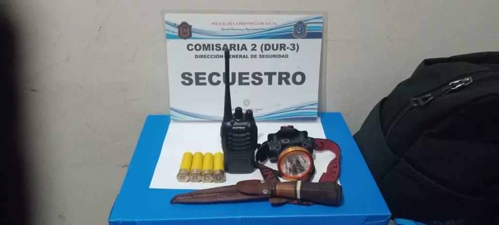 Policía