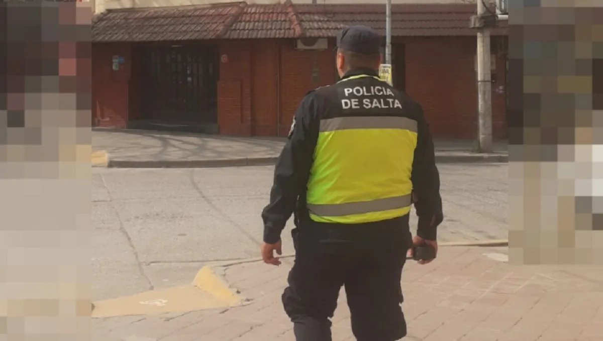 Policía