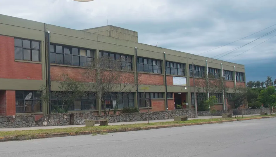 colegio juan carlos dávalos