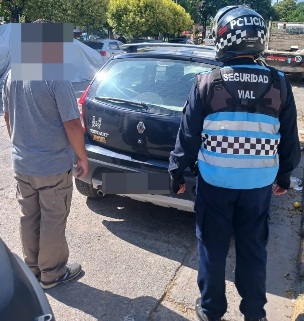 policía