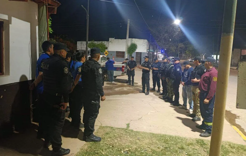 Policía Apolinario Saravia