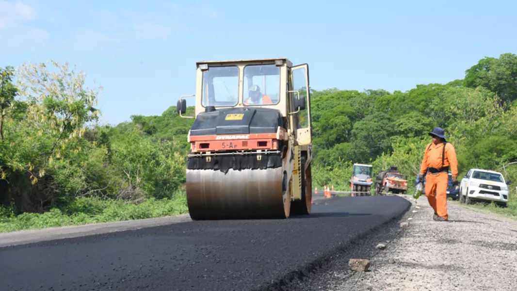 16233-ya-se-repavimentaron-25-kilometros-de-la-ruta-provincial-5