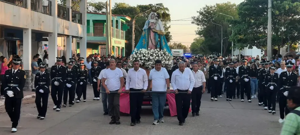 Nuestra Señora del Rosario Apolinario Saravia