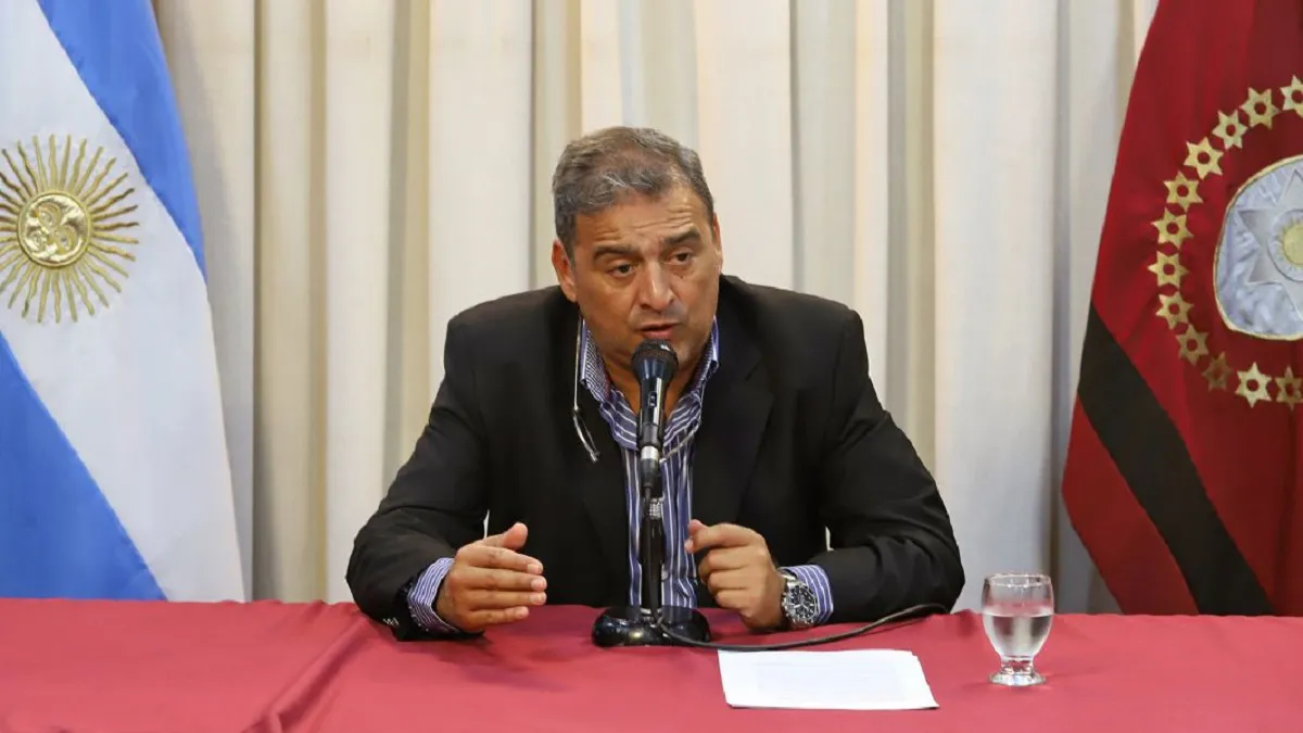 Federico Mangione, ministro de Salud