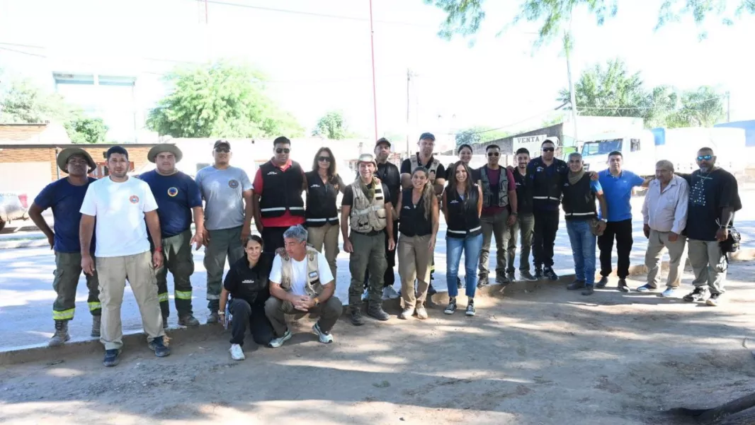 22531-saenz-superviso-el-operativo-integral-de-asistencia-aerea-terrestre-y-fluvial-por-la-crecida-del-rio-bermejo