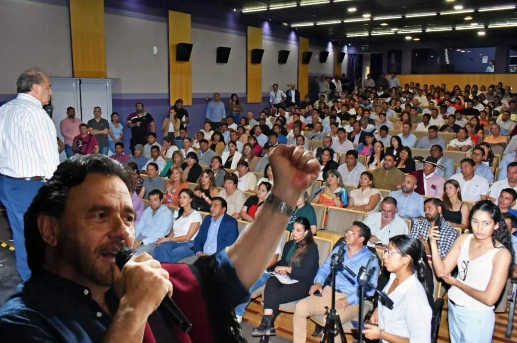 Gustavo Sáenz