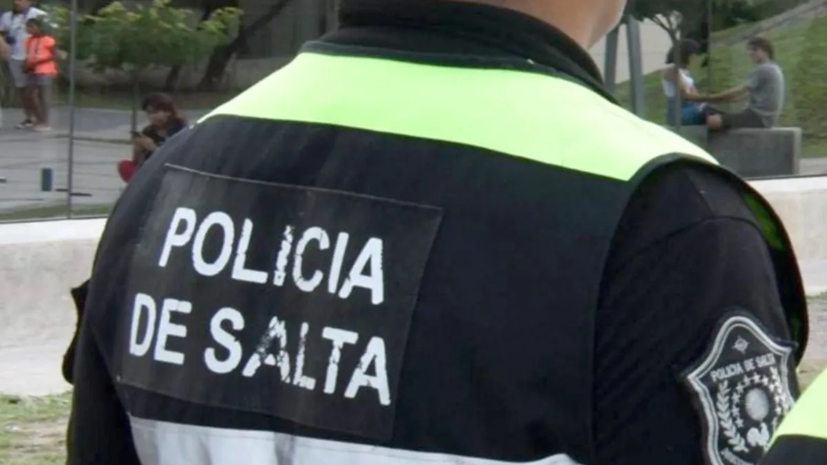 Policía