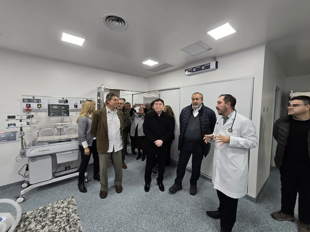 21d65672-704a-49de-9197-fd99d9e7c07e