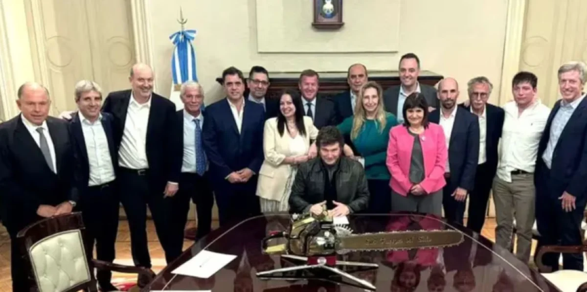 FUNCIONARIOS DE MILEI