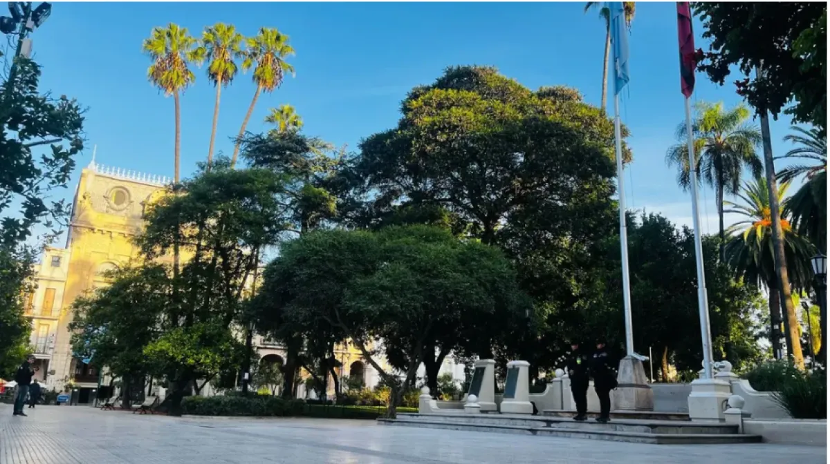 PLAZA