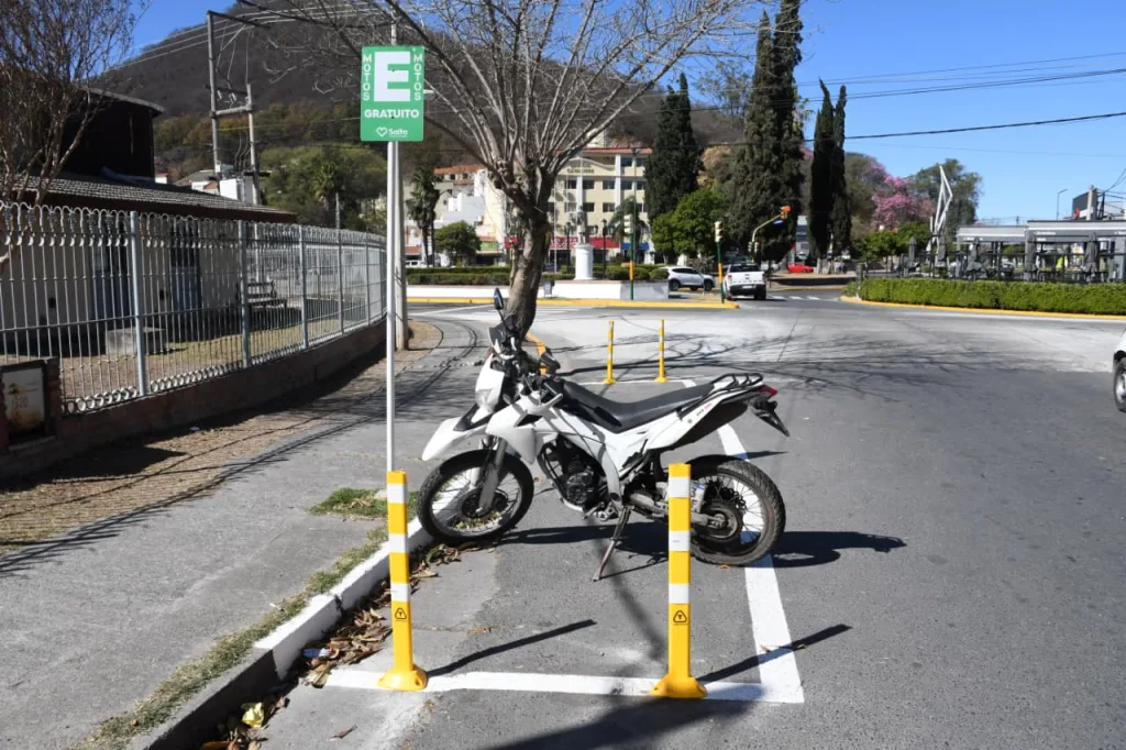 estacionamiento-motos-1