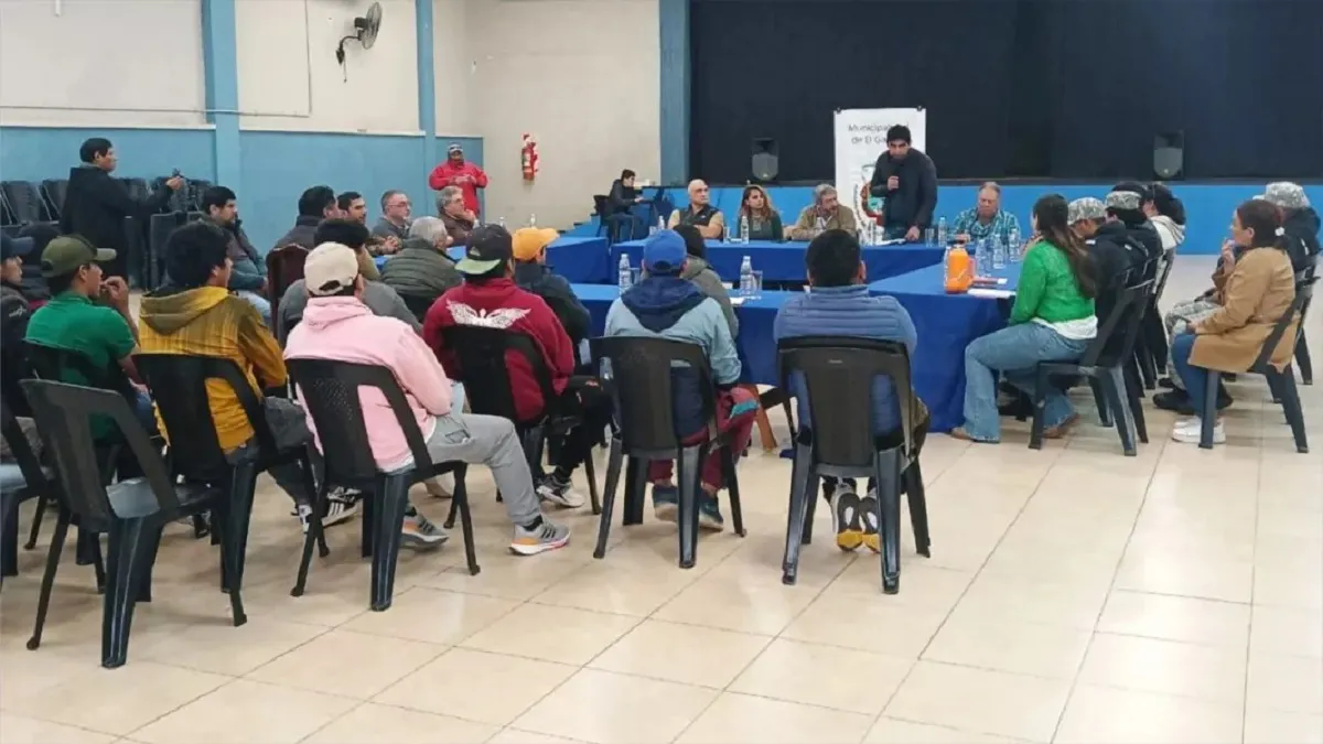 reunion en el galpón
