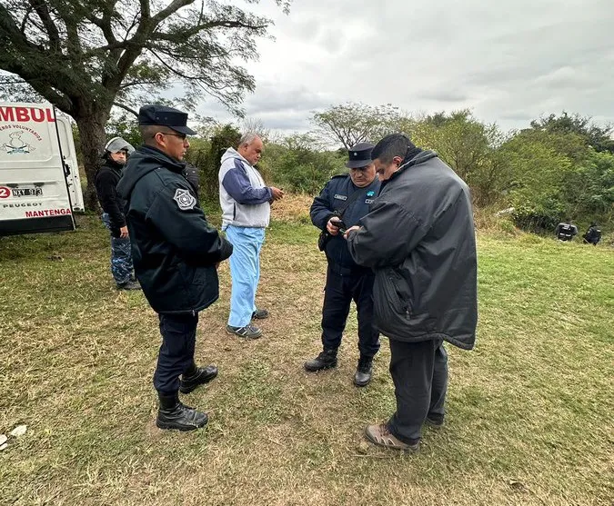 Policía