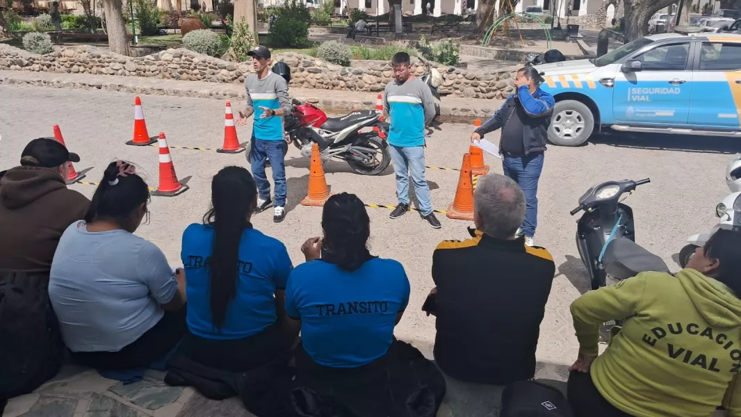 25358-seguridad-vial-capacito-a-evaluadores-de-licencias-de-conducir-de-salta-y-jujuy