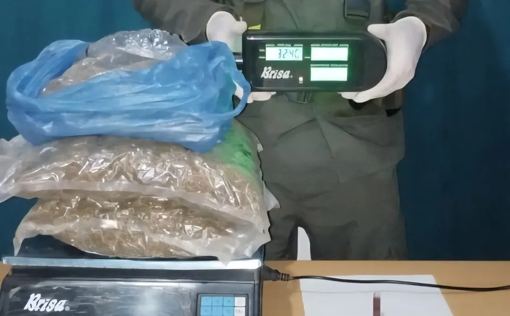 bidon_con_marihuana_4