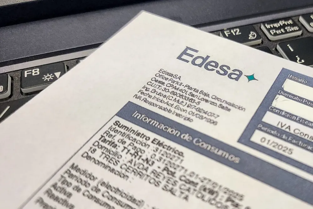 3ef56a7a-2617-4663-b129-076784b42919