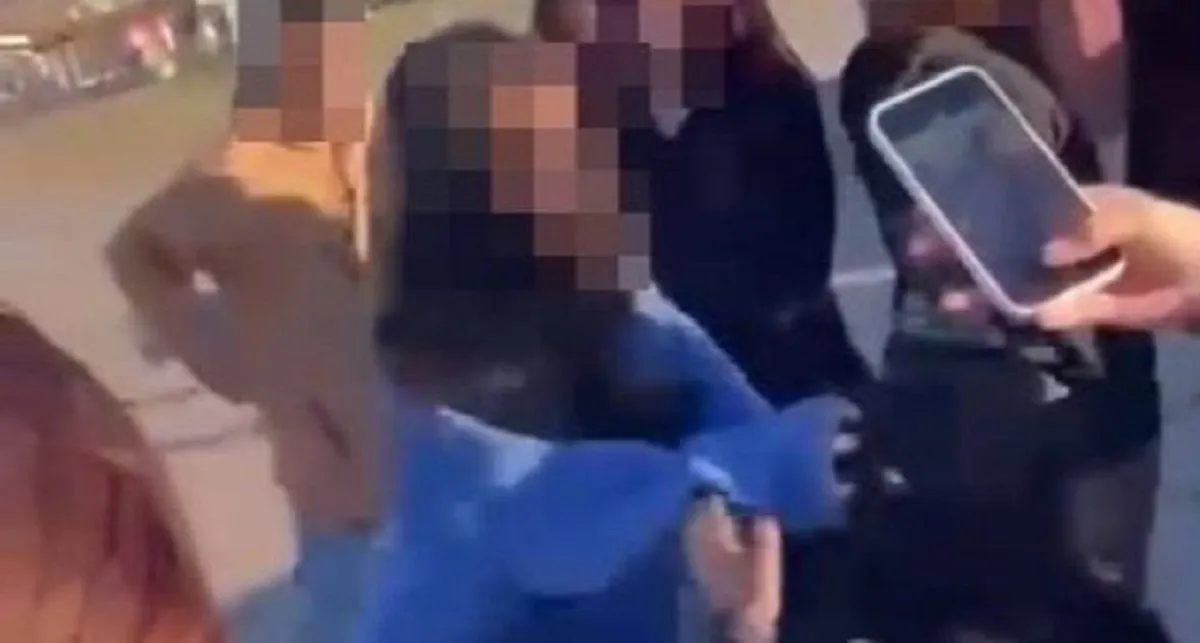 Violencia Adolescentes+