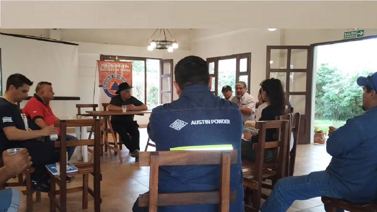 Cursos sobre incendios forestales - Metán