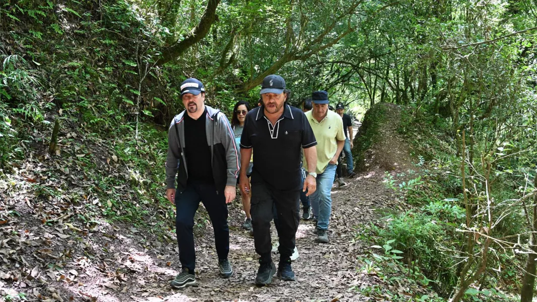 sáenz y embajador de francia