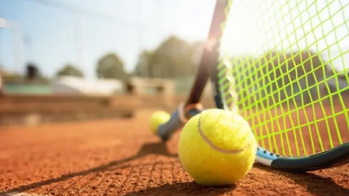 Tenis