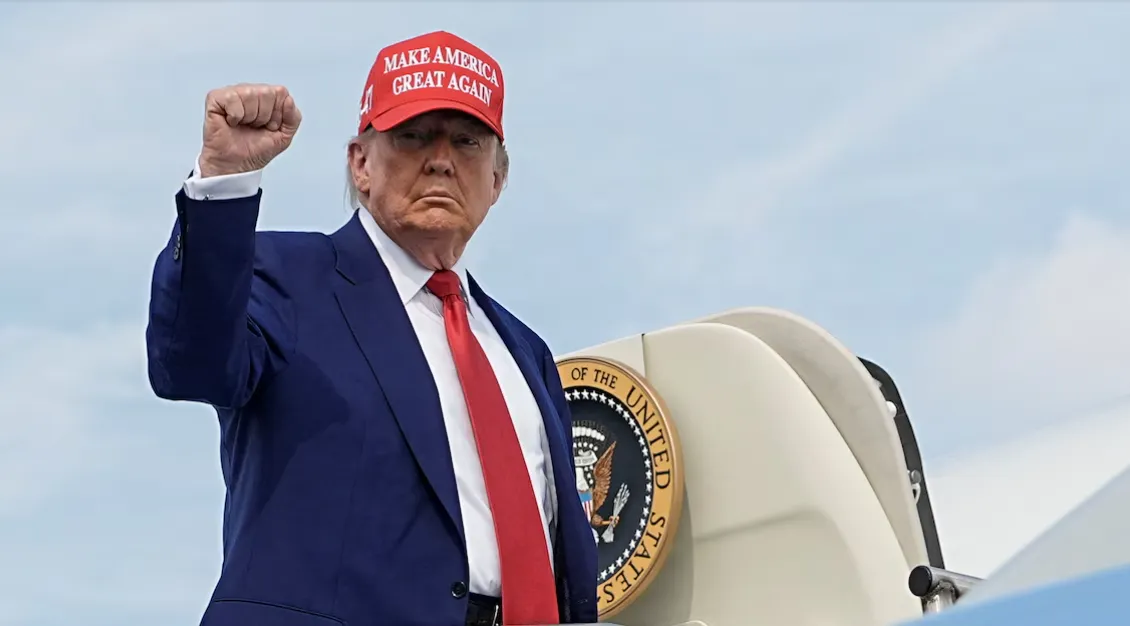 TRUMP D