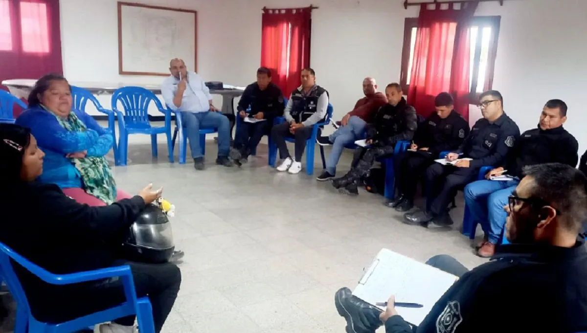 Reunion Policia - Vecinos