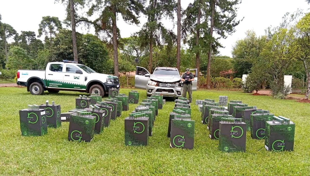 misiones-cigarrillos-tres_vehiculos_1