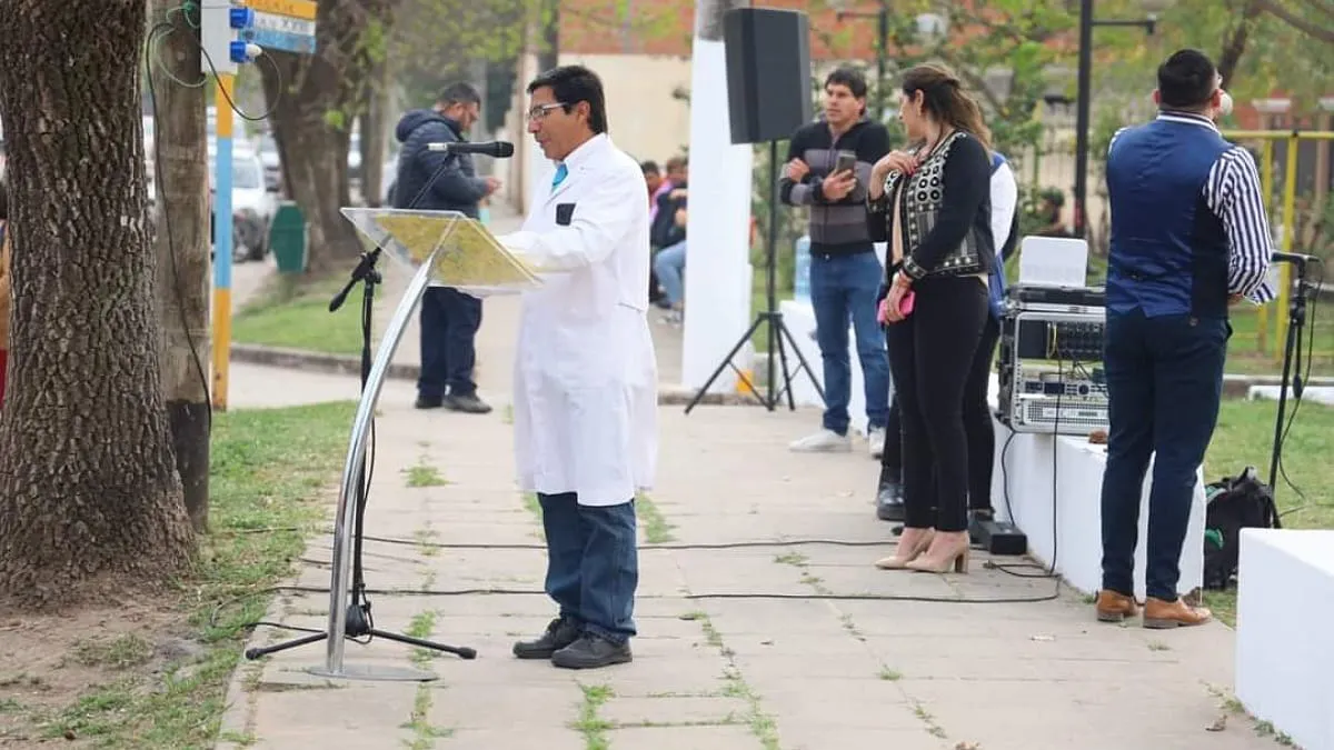 Prof. Alberto López