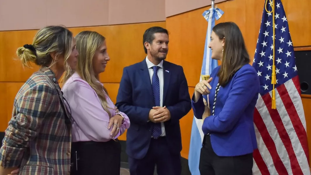 25435-estados-unidos-aprobo-una-propuesta-de-salta-por-casi-us-14-millones-para-el-desarrollo-de-ia-en-los-servicios-del-estado