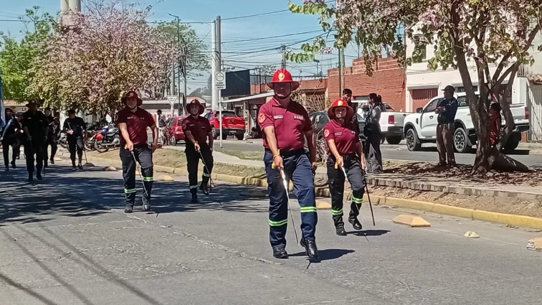 24188-la-direccion-bomberos-de-la-policia-de-salta-recordo-los-162-anios-de-su-creacion