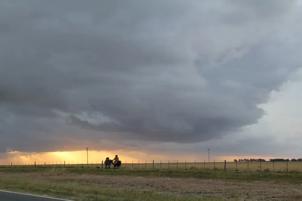 clima lluvia nubes nublado