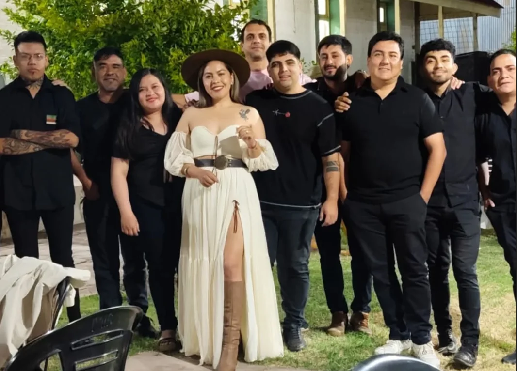 Magui Carrizo y su grupo