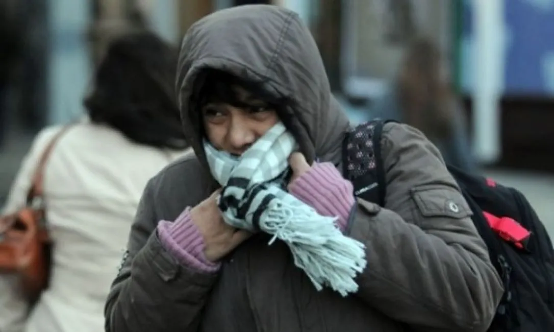 frío guantes bufanda