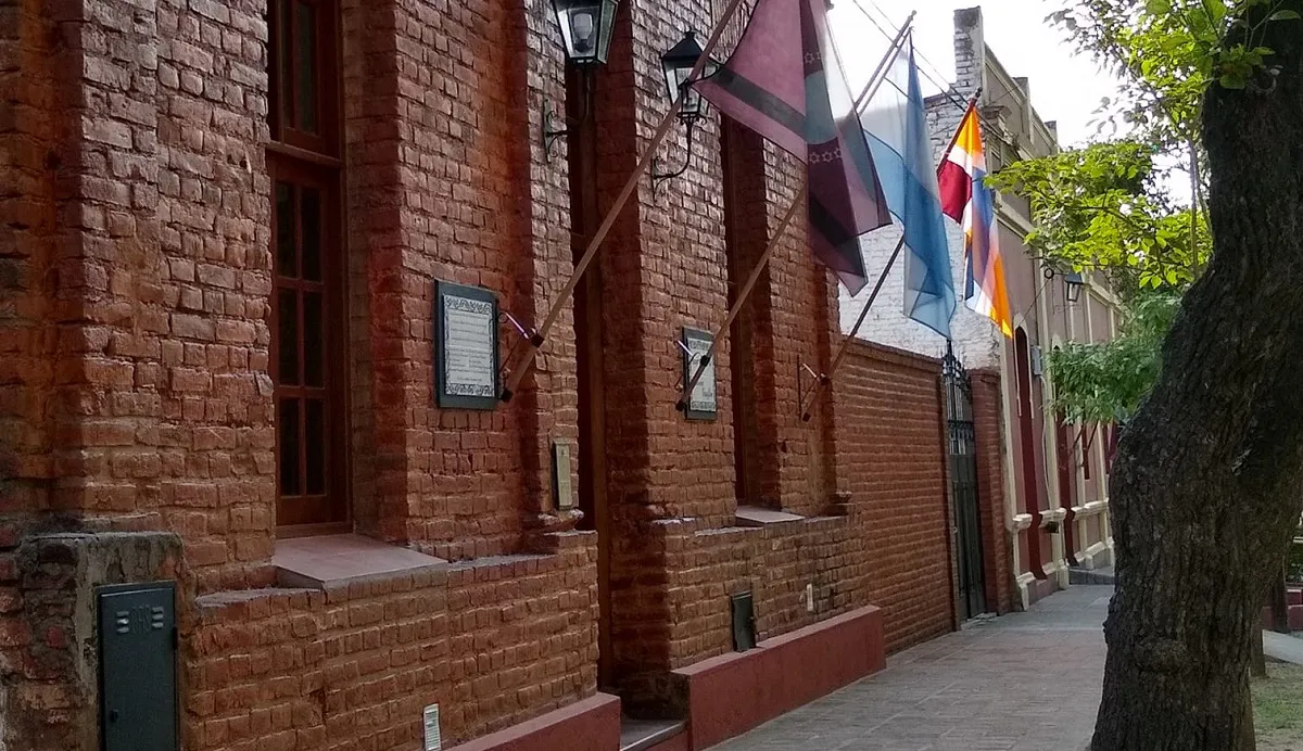 89654962_1943755942435597_7731154287731933184_n