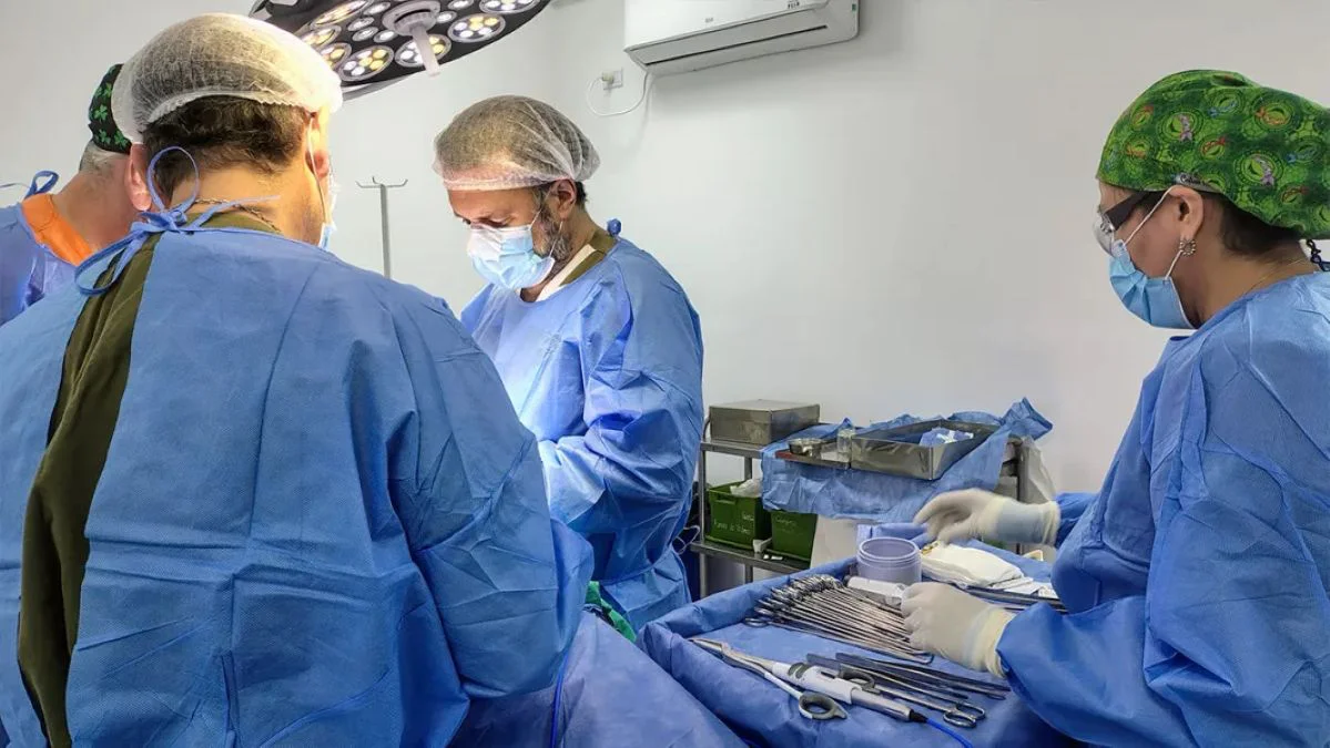 MEDICOS