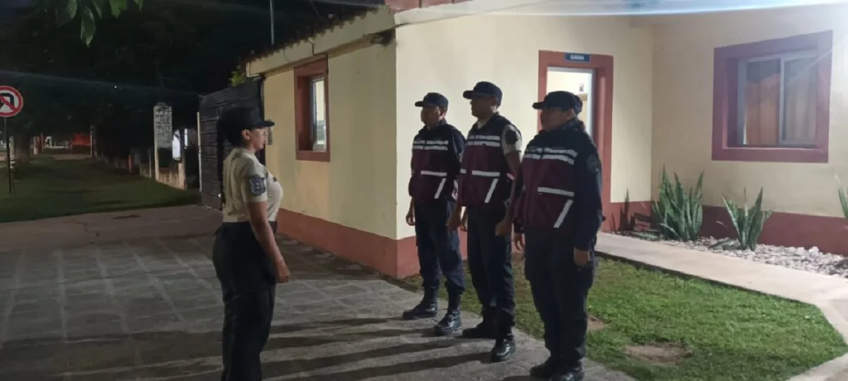 Policía