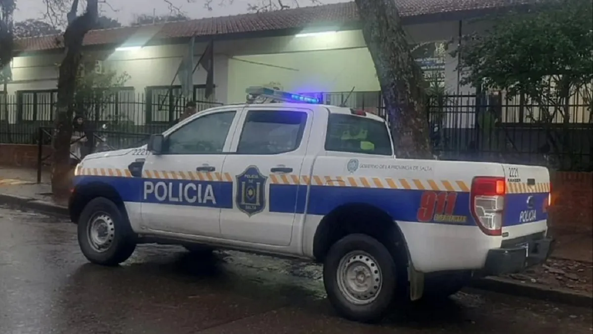 Policía
