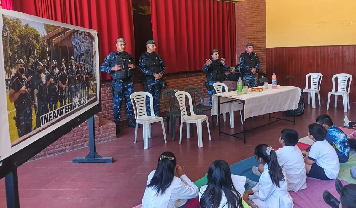 Infanteria en las escuelas (4)