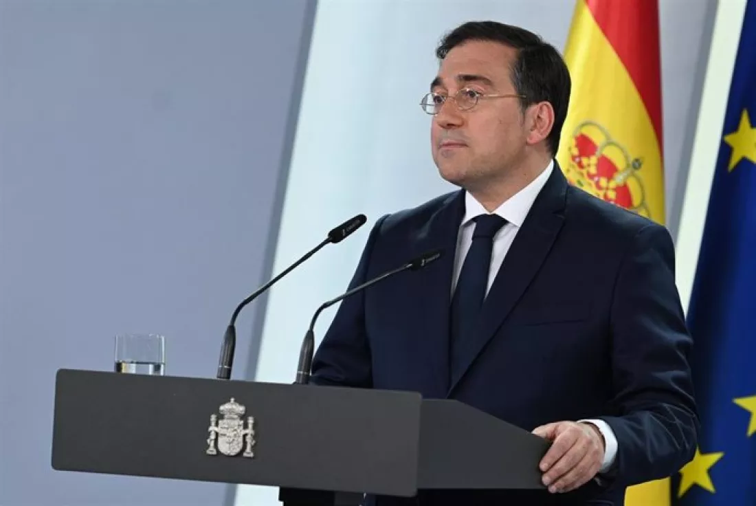 España