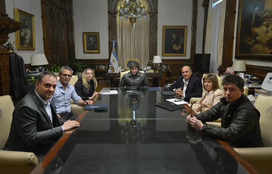 Mesa Política Milei