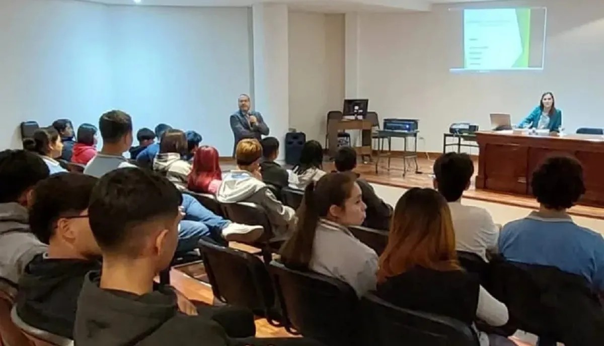 Alumnos colegio Metán