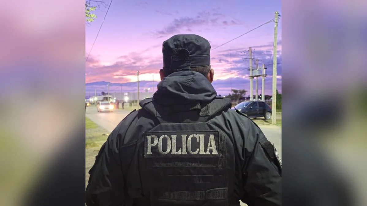 Policía