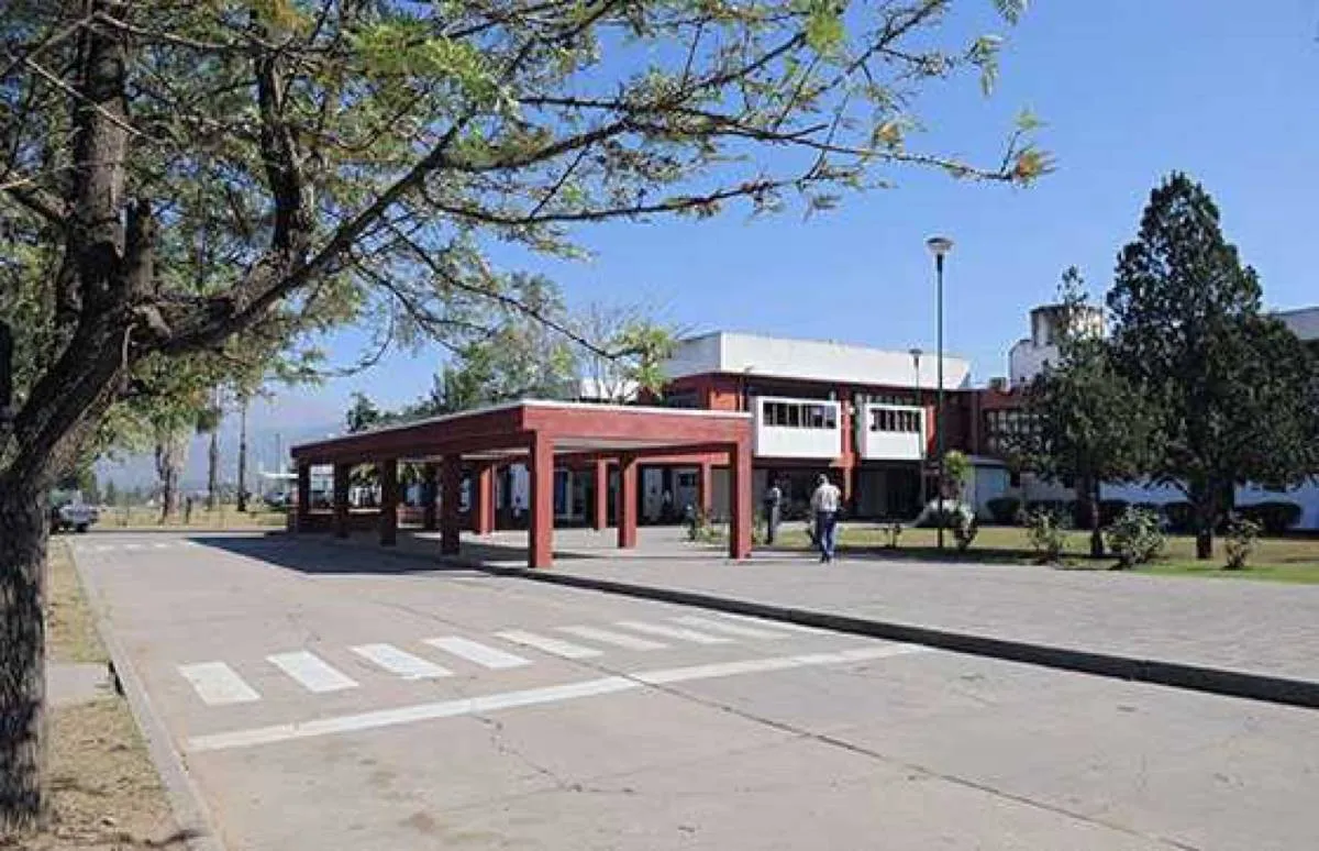 grand-bourg salta gobierno