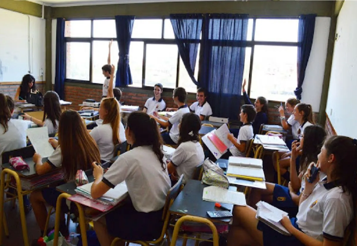 colegios privados alumnos