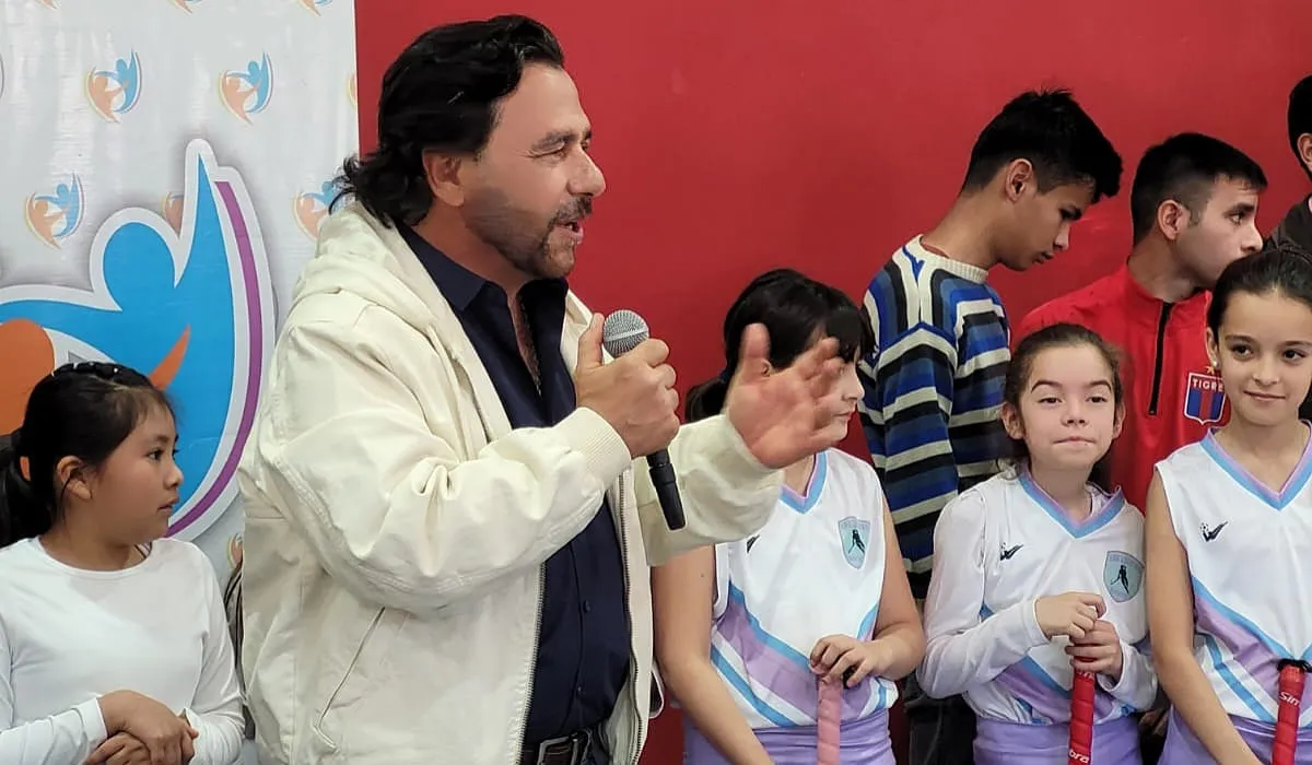 Gobernador Gustavo Sáenz